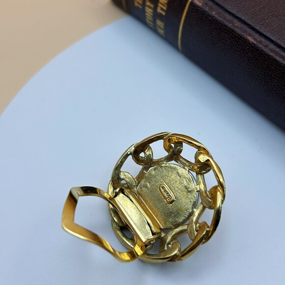 Vintage 1980s Gold Tone Scarf Clip with Faux Pearl | Butler | Chain Design - Picture 2 of 5